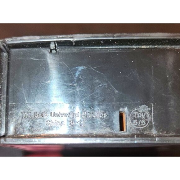 E.T. The Extra-Terrestrial Limited Edition VHS Tape Toy Universal Light Up - Picture 10 of 11